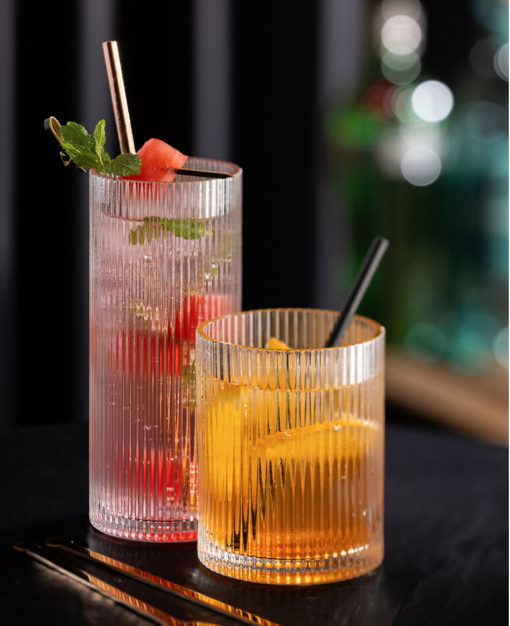 Discover the Singapore collection, a true masterpiece meticulously crafted by Crown Glassware.